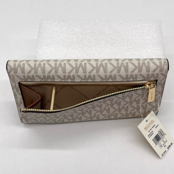 Michael Kors Jaycee Medium Zip Packet Backpack & Large Trifold Wallet Vanilla - Picture 11 of 13